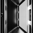 iSEVEN-Server_RI7-42-80_100-S2-inside-extrusions-web.jpg